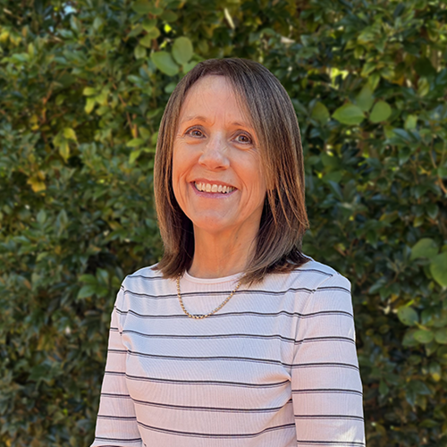 Vote Now for Sharon Reid, Your Local Hero!